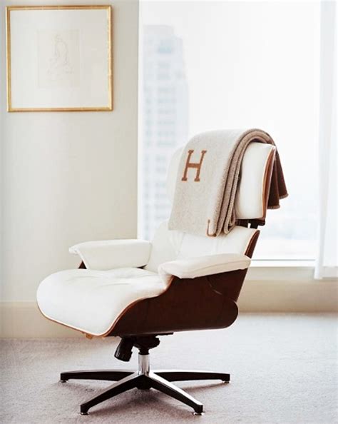 cadeiras hermes|Hermes chaise lounge chair.